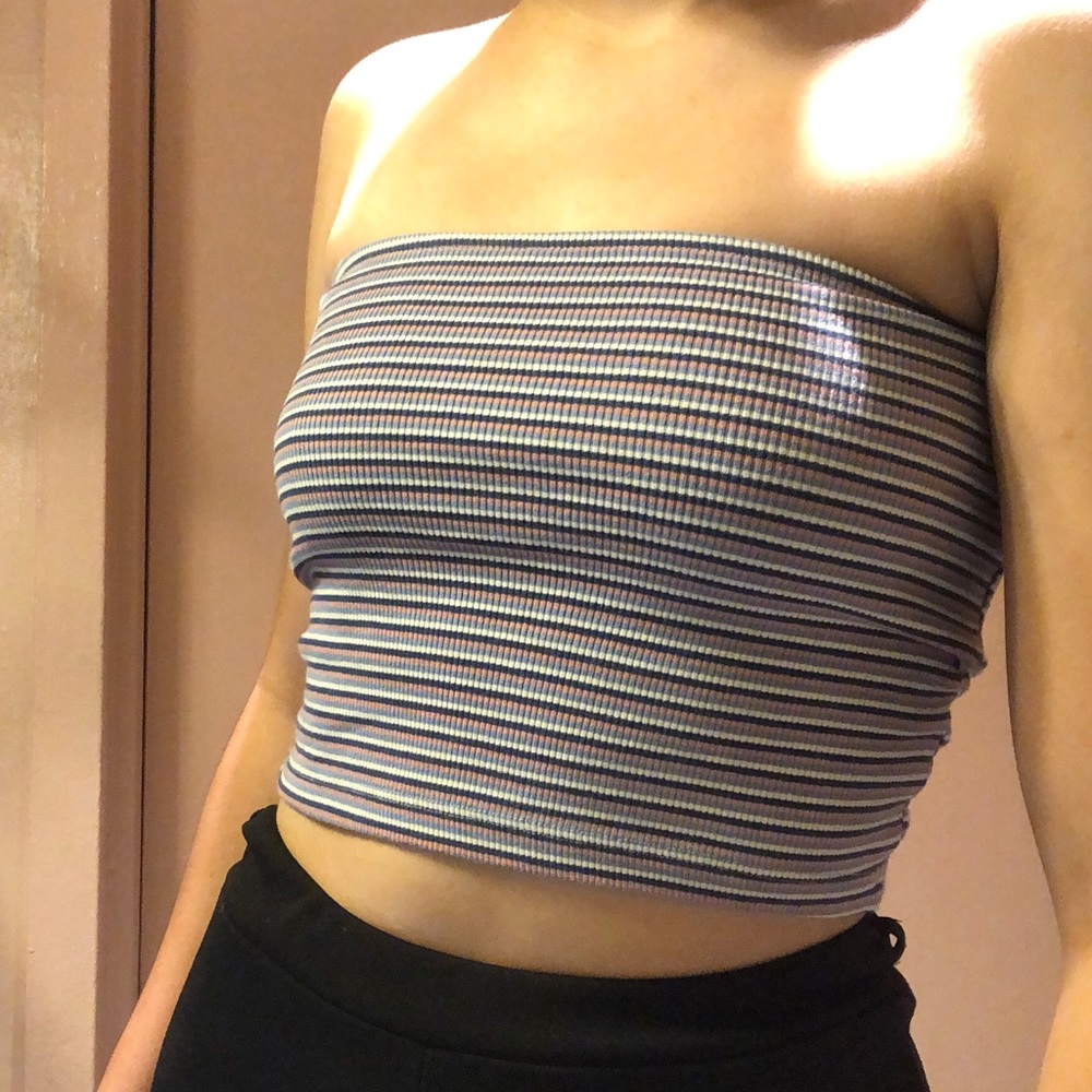 🎀 BRANDY MELVILLE TUBE TOP 🎀